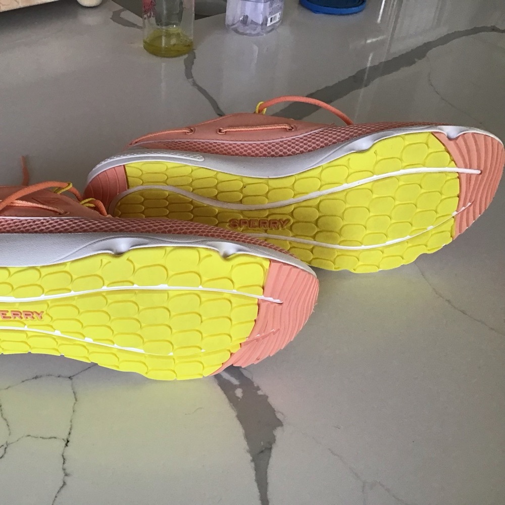 New Perry Ellis bright woman’s size 10 sneakers.